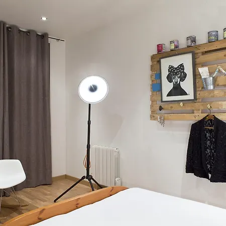 Apartment Off 2 *
