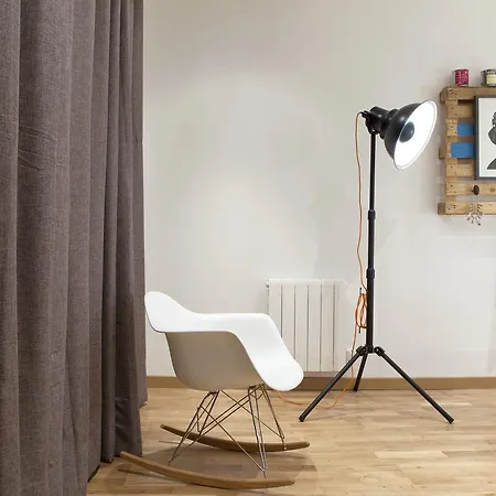 Apartment Off 2 *